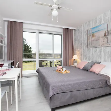 Sea Power Horyzont Apartament Typu Queen Nr 14 Z Balkonem I Tarasem By Noclegi Renters Jastrzebia Gora Exterior photo